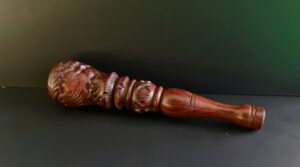 Home Drewniana fajka rzeźbiona
