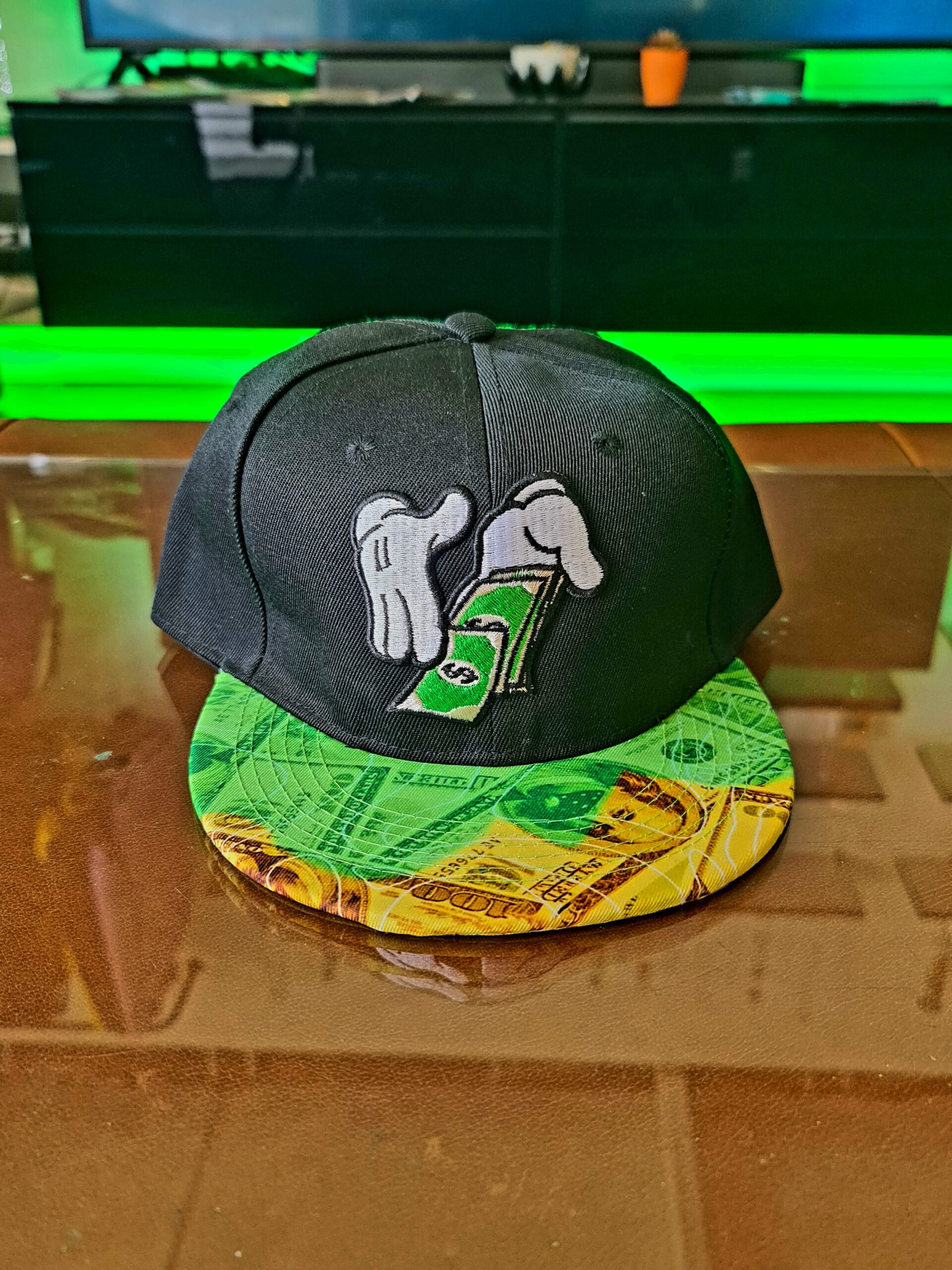 20230620_131135 Czapka "Money Rain"