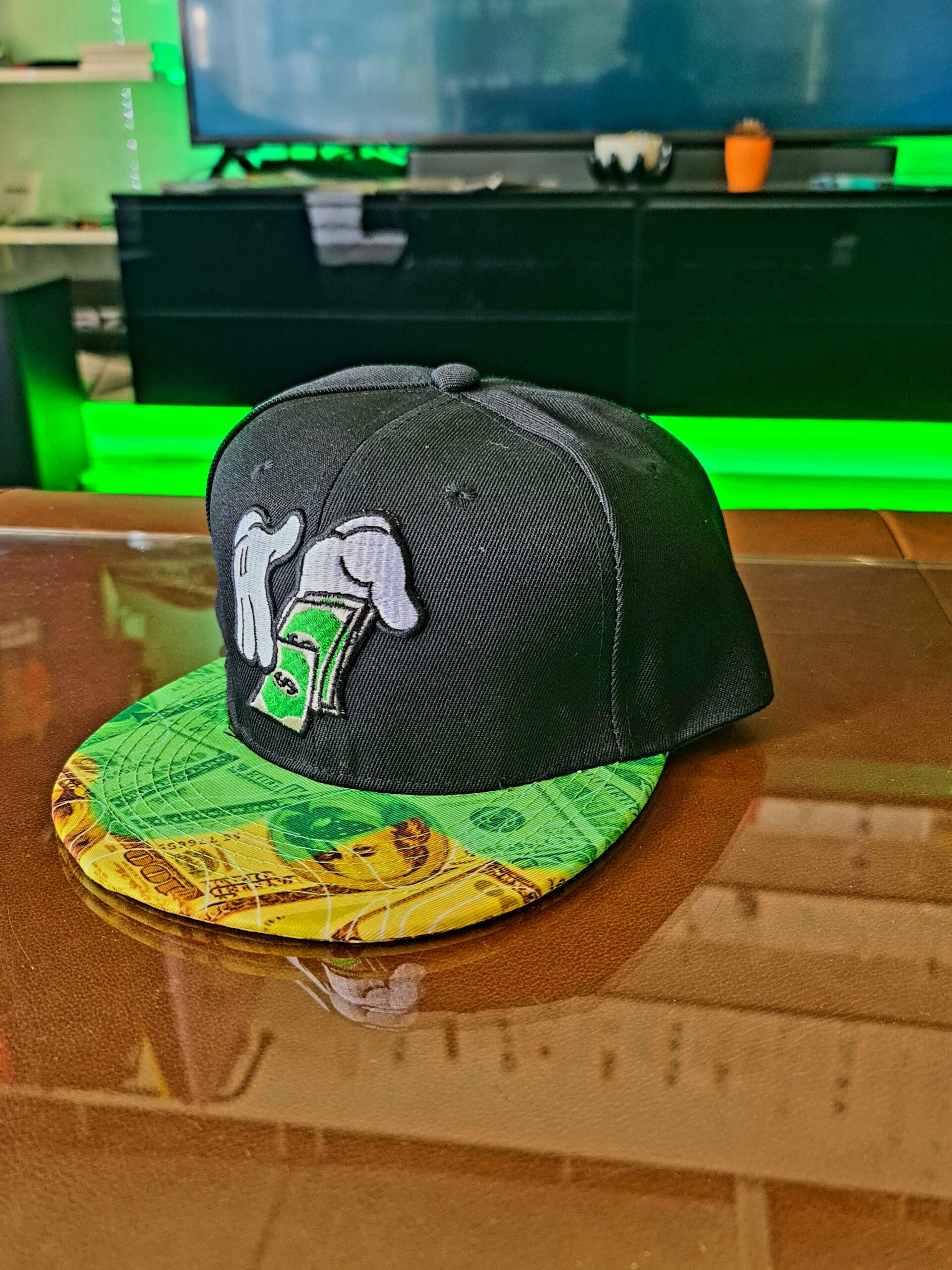 20230620_131140 Czapka "Money Rain" - obrazek 2